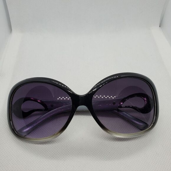 Chico's Black & Gray Sunglasses & Dust Bag - Picture 5 of 14